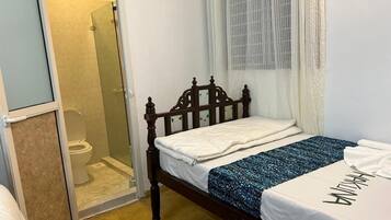 5 sovrum, strykjärn/strykbräda, gratis wi-fi och sängkläder