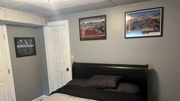 1 bedroom, iron/ironing board, WiFi, bed sheets