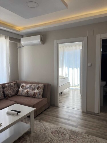 Maraş Blue Life Suite