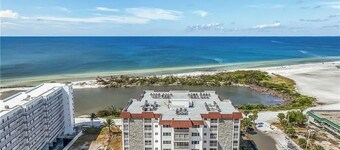 Escape the COLD-come to the Gulf. AMAZING sunsets in Fort Myers Beach!