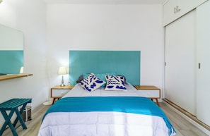 1 bedroom, desk, iron/ironing board, WiFi