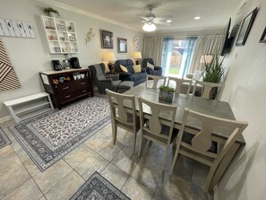 Unclassified image, 3 of 22, button