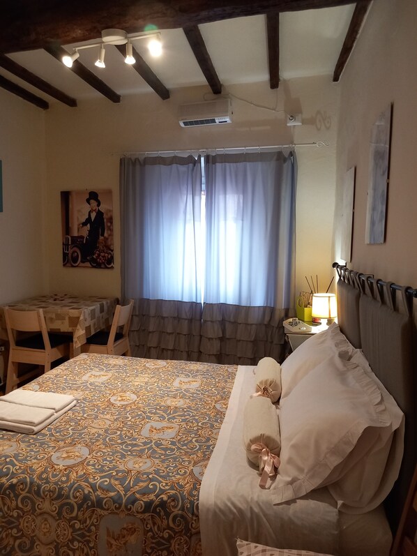 1 chambre, Wi-Fi, draps fournis