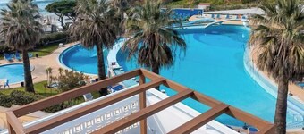 Grand Muthu Oura View Beach Club