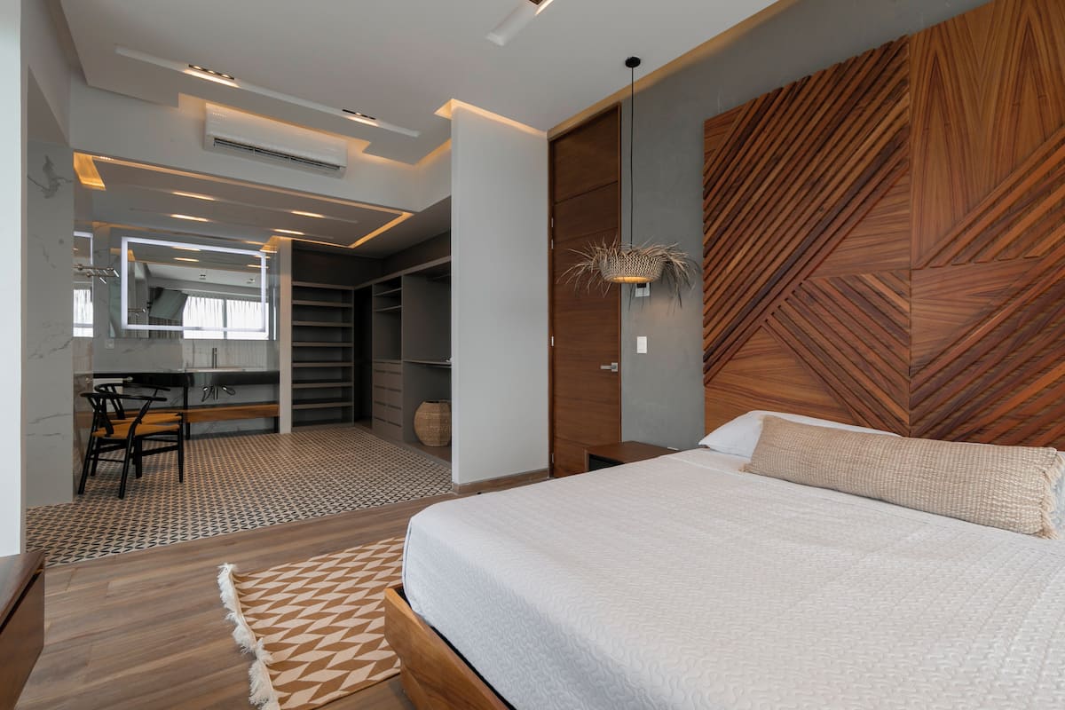 Luxury Apartment, 2 Bedrooms, City View | Individually decorated, individually furnished, desk, free WiFi