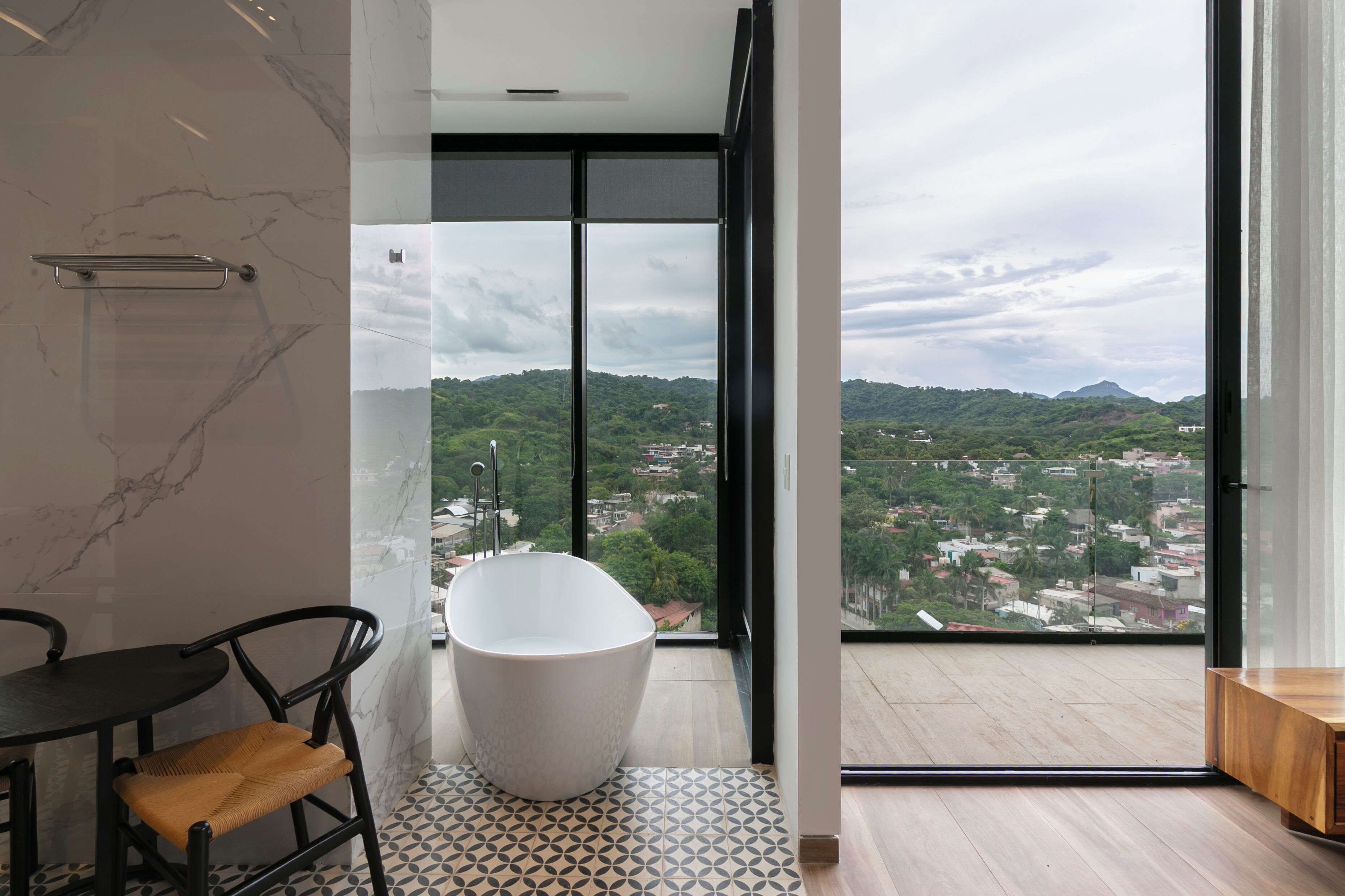 獨特裝潢、布置獨特、書桌、免費無線上網