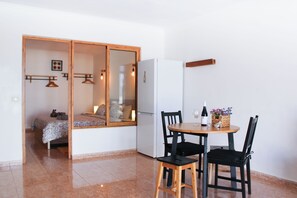 1 غرفة نوم وواي فاي مجانًا وملاءات أسرّة