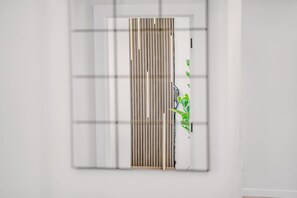 Interior - New Evergreen Home | Office | Full Kitchen | Yard (Gresham)