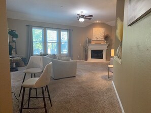 Smart-TV, peis, PC-skjermer og printere