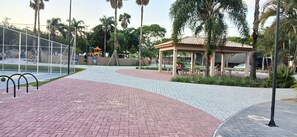 Aerial view - Um verdadeiro Spar (Vinhedo)