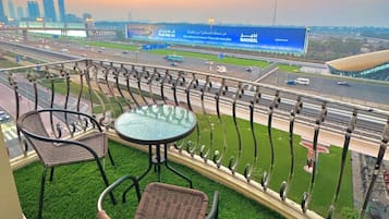 Standard Shared Dormitory, Men only, City View | Exterior