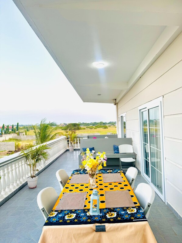 Escritorio y wifi gratis