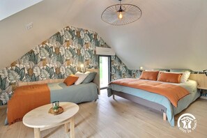 3 chambres, fer et planche à repasser, Wi-Fi gratuit, draps fournis