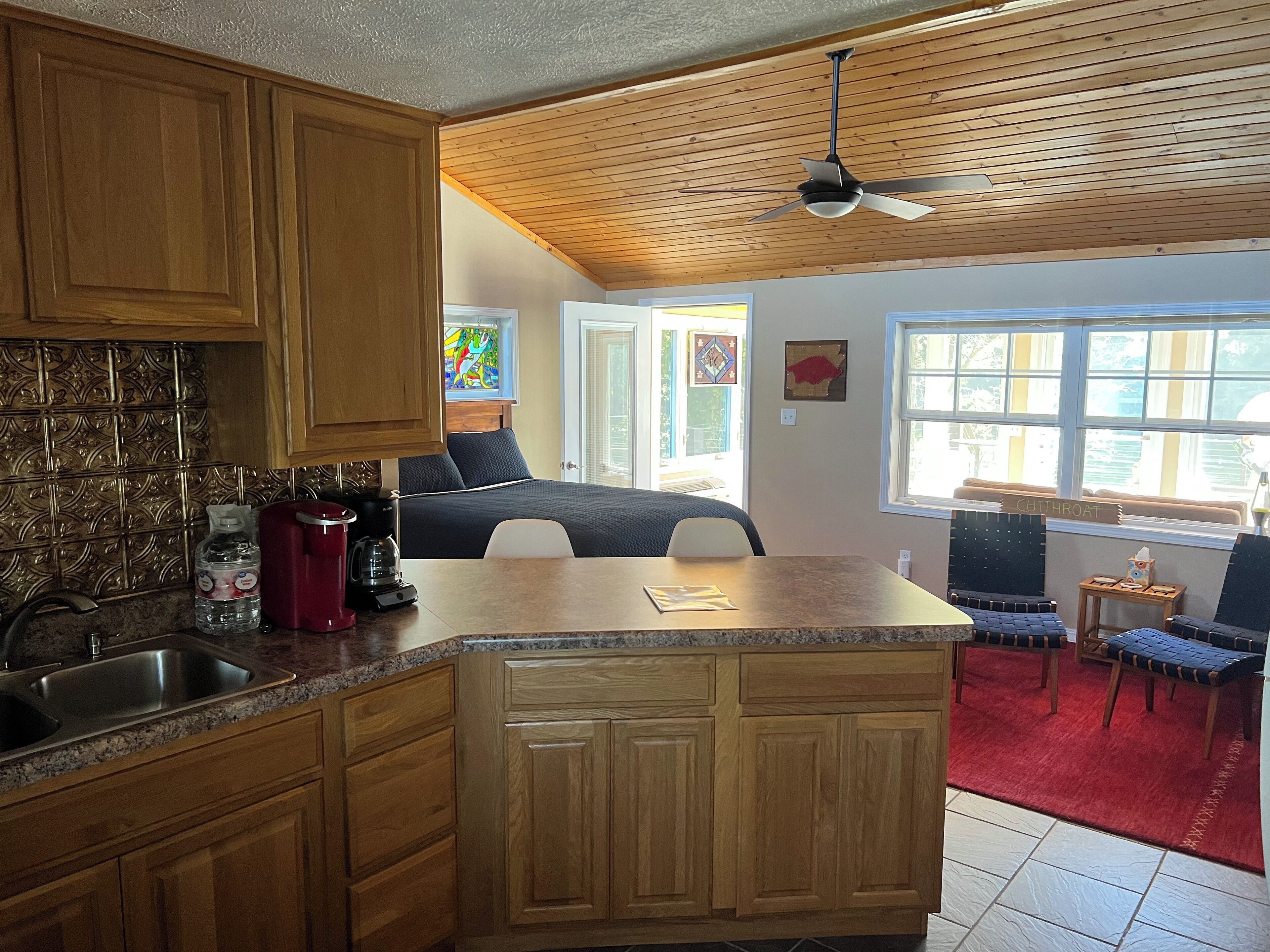 1 bedroom, WiFi, bed sheets