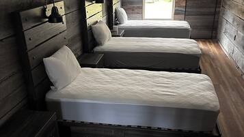 4 habitaciones, internet y ropa de cama