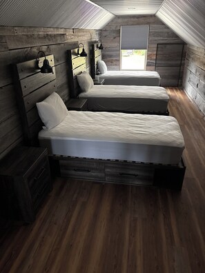 4 habitaciones, internet y ropa de cama