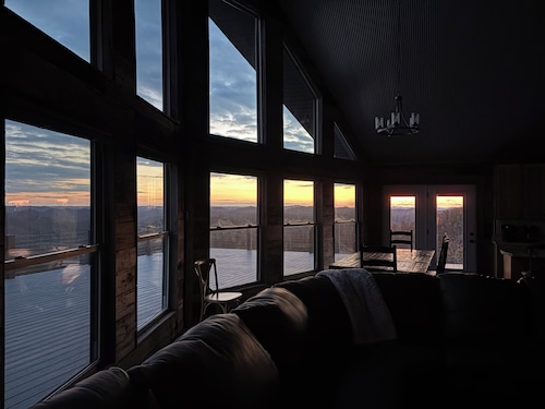 Secluded with amazing view