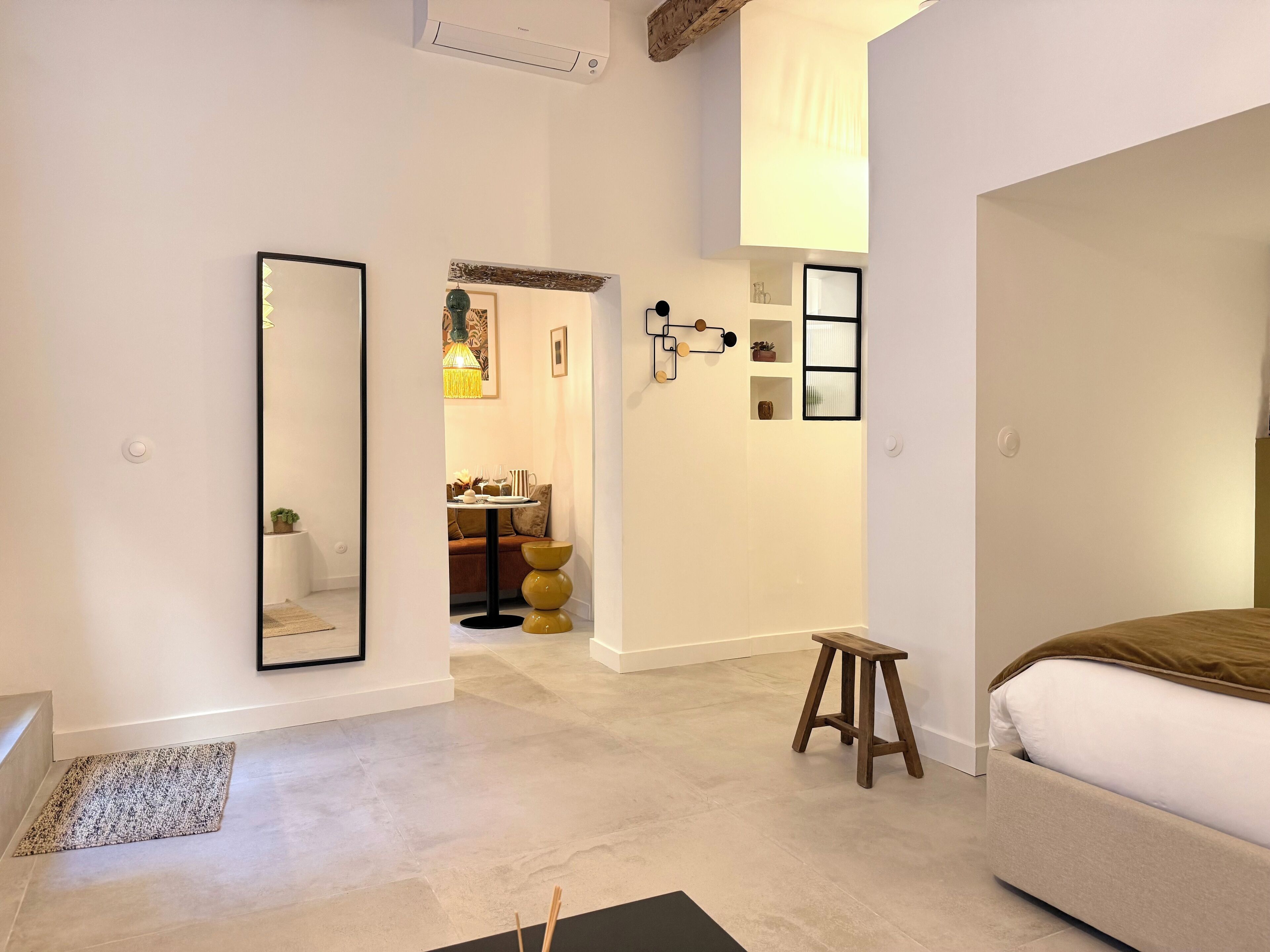 1 bedroom, desk, iron/ironing board, free WiFi