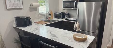 Mikroaaltouuni, liesi