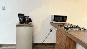 Micro-ondas, fogão, cooktop