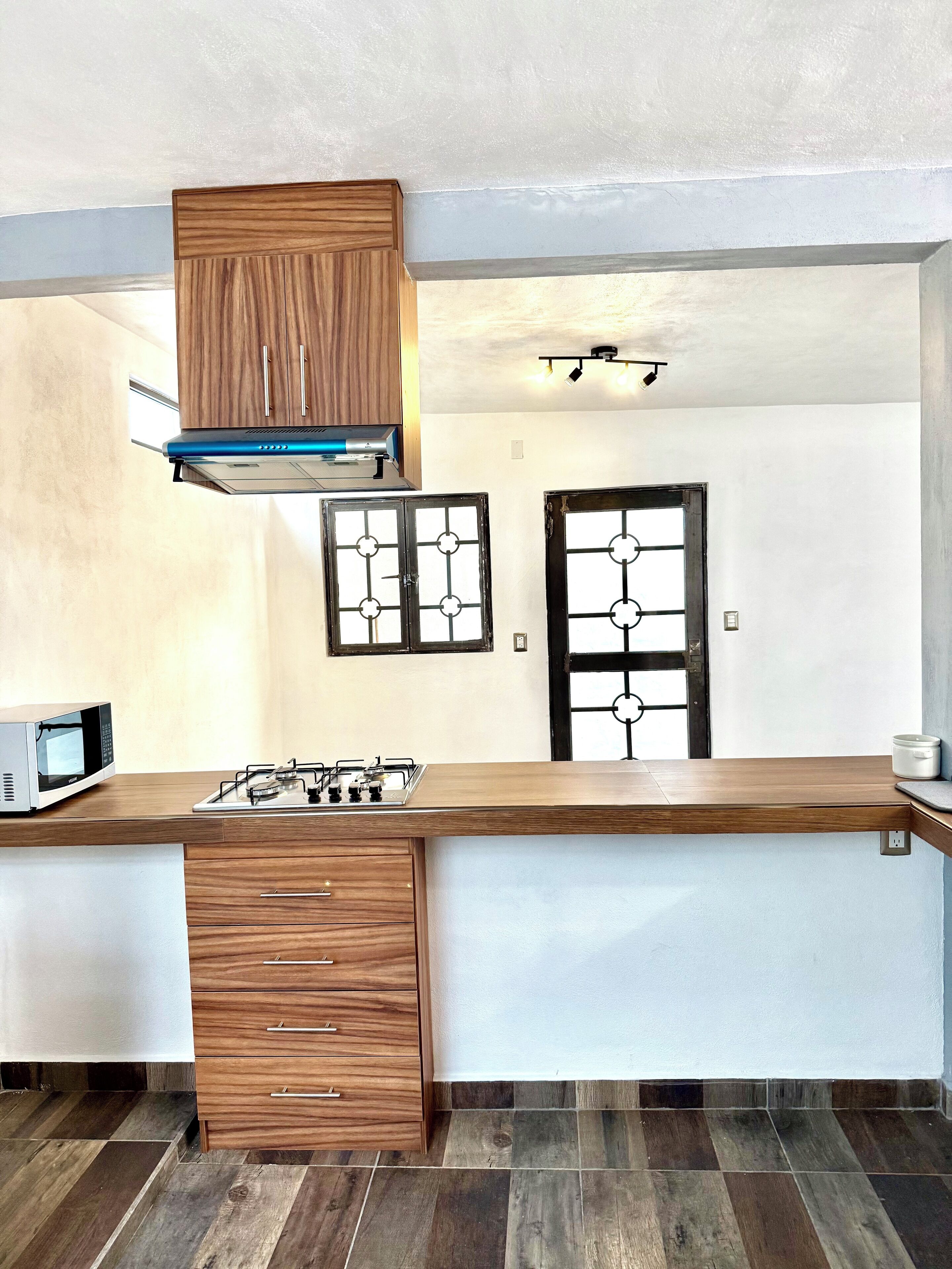 Micro-ondas, fogão, cooktop