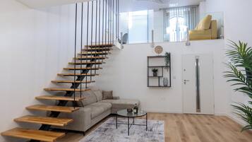 Superior Apartment, City View | Living area