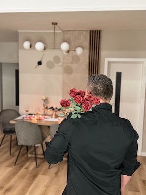 Premium Suite, City View | In-room safe, blackout drapes, soundproofing, iron/ironing board - Z8 Premium Apartman (Kaposvár)
