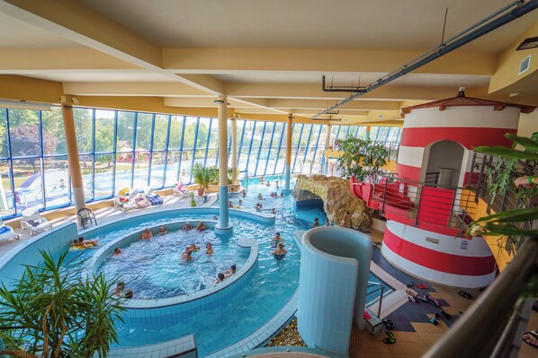 Waterslide - Z8 Premium Apartman (Kaposvár)