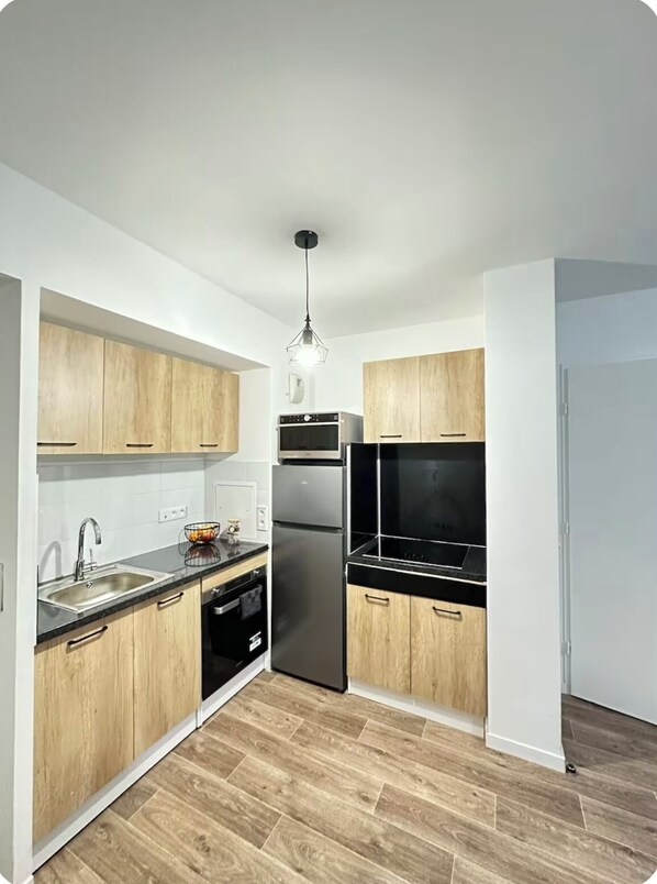 Microwave, oven, stovetop