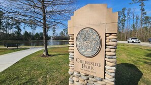 المنطقة المحيطة بالمنشأة