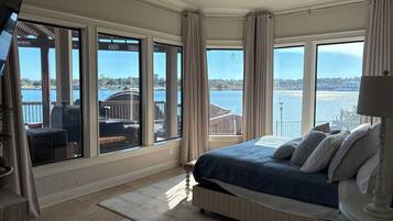 Accès au Wi-Fi (inclus), literie fournie