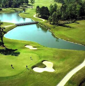 Golf - 6 Months Min Stay 3BR: Golf - Courts, Resort Amenities, Pools & Trails (Montgomery)