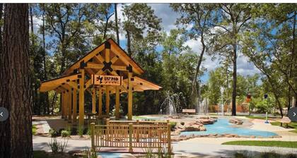 6 Months Min Stay 3BR: Golf - Courts, Resort Amenities, Pools & Trails