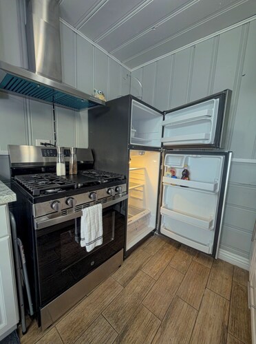 Cozy 1 bedroom 1 bathroom house near hospital