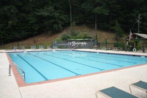 Innenpool, Außenpool