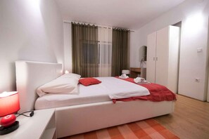 3 bedrooms, WiFi