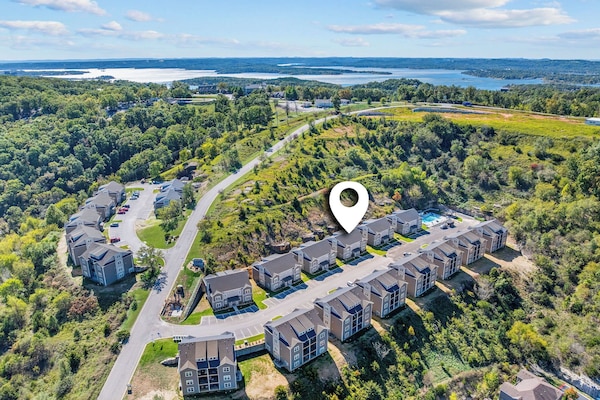 Very close to Table Rock Lake and any adventure Branson has to offer!