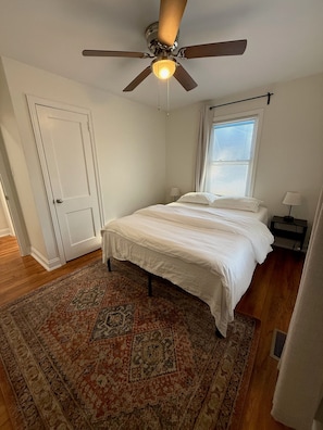 2 bedrooms - New Cozy Durham 2 Bedroom Home B (Durham)