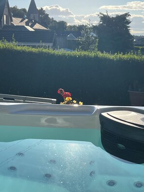 屋外スパ浴槽