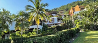 Luxury Villa 5 minutes walk to La Ropa Beach