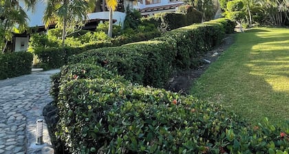 Luxury Villa 5 minutes walk to La Ropa Beach