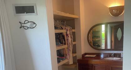 Villa Lujosa a 5 minutos caminando de Playa La Ropa