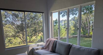 Maleny-Montville Cottages #4 - 2 bed with ocean views