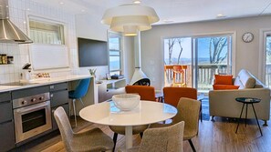 Interior - Walk to Lift - Long Views - FP-  AC - WD Steam Shower - Pets Welcome (Beech Mountain)