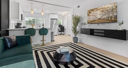 Elegant 1BR in perfect location - Parking & Crib