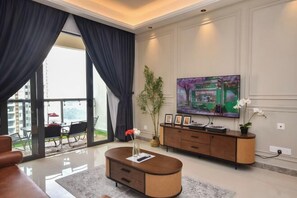 Room - R&F Princess Cove by Nest Home at Johor Bahru (Johor Bahru)