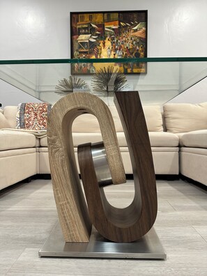 Interior - Fabulous 4-bedroom house with AC, Washer, and Dryer in North Miami (North Miami)