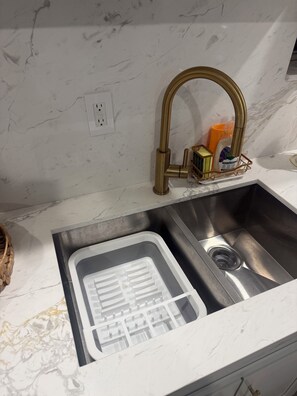 Interior - Fabulous 4-bedroom house with AC, Washer, and Dryer in North Miami (North Miami)