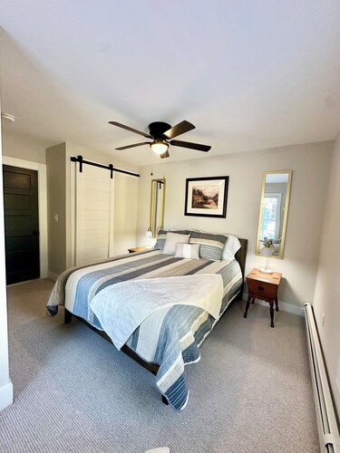 Renovated 3-bedroom house in Montgomery VT, close to Jay Peak