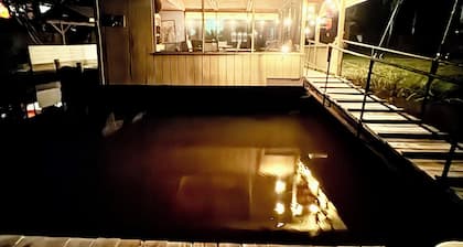 Waterfront Retreat with Dock & Kayaks – The Low Tide Lounge, Midway GA